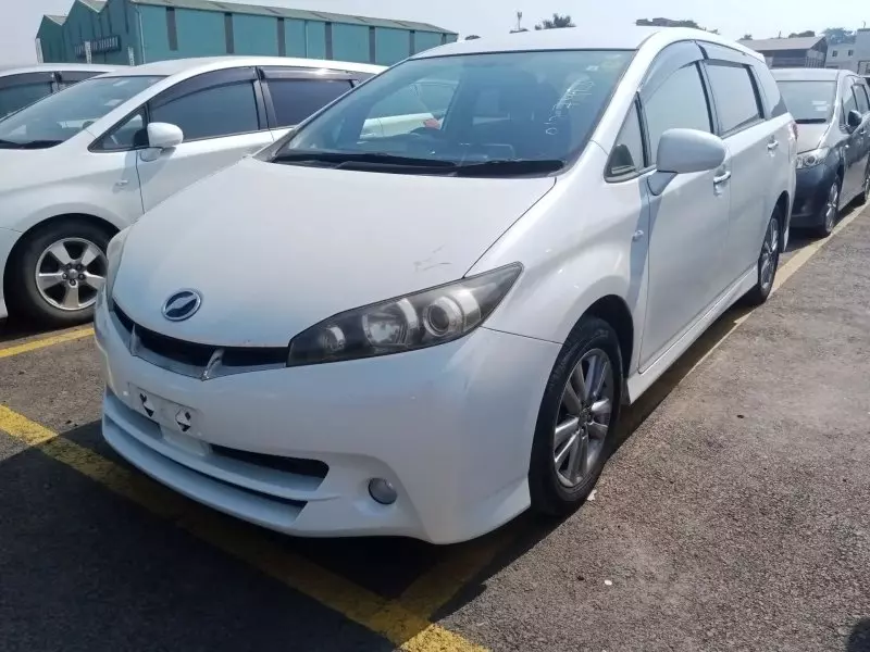 Toyota Wish   - 2012