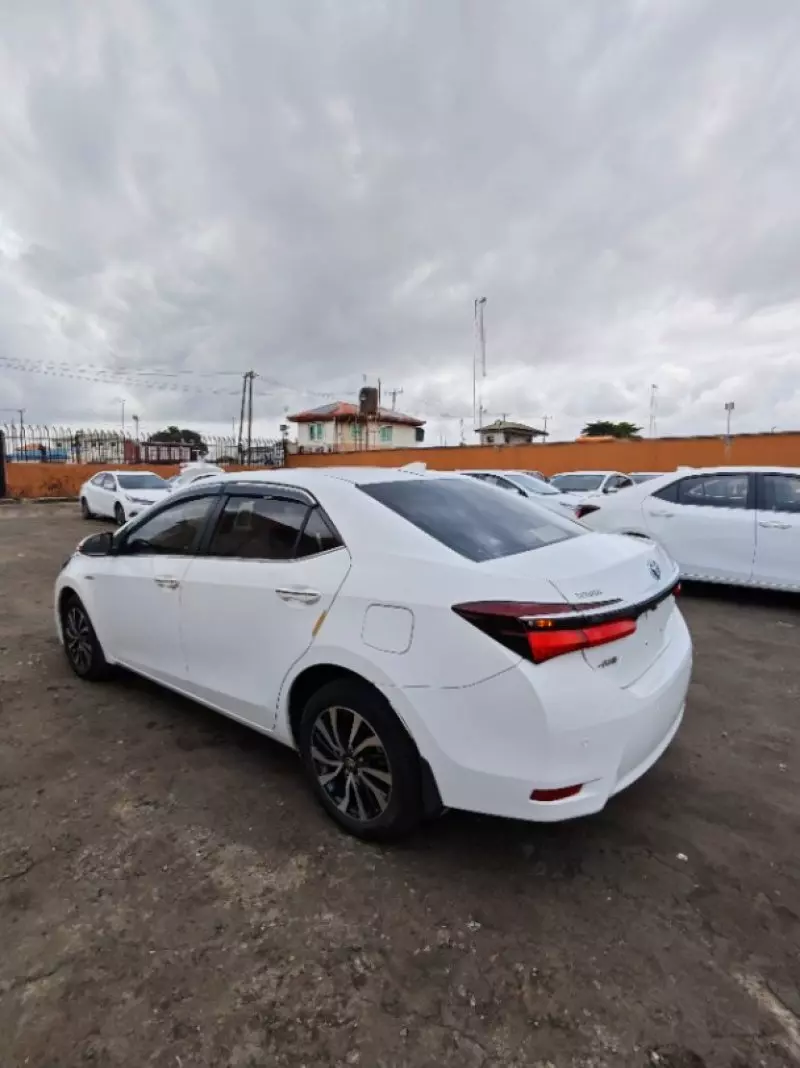 Toyota Corolla   - 2018