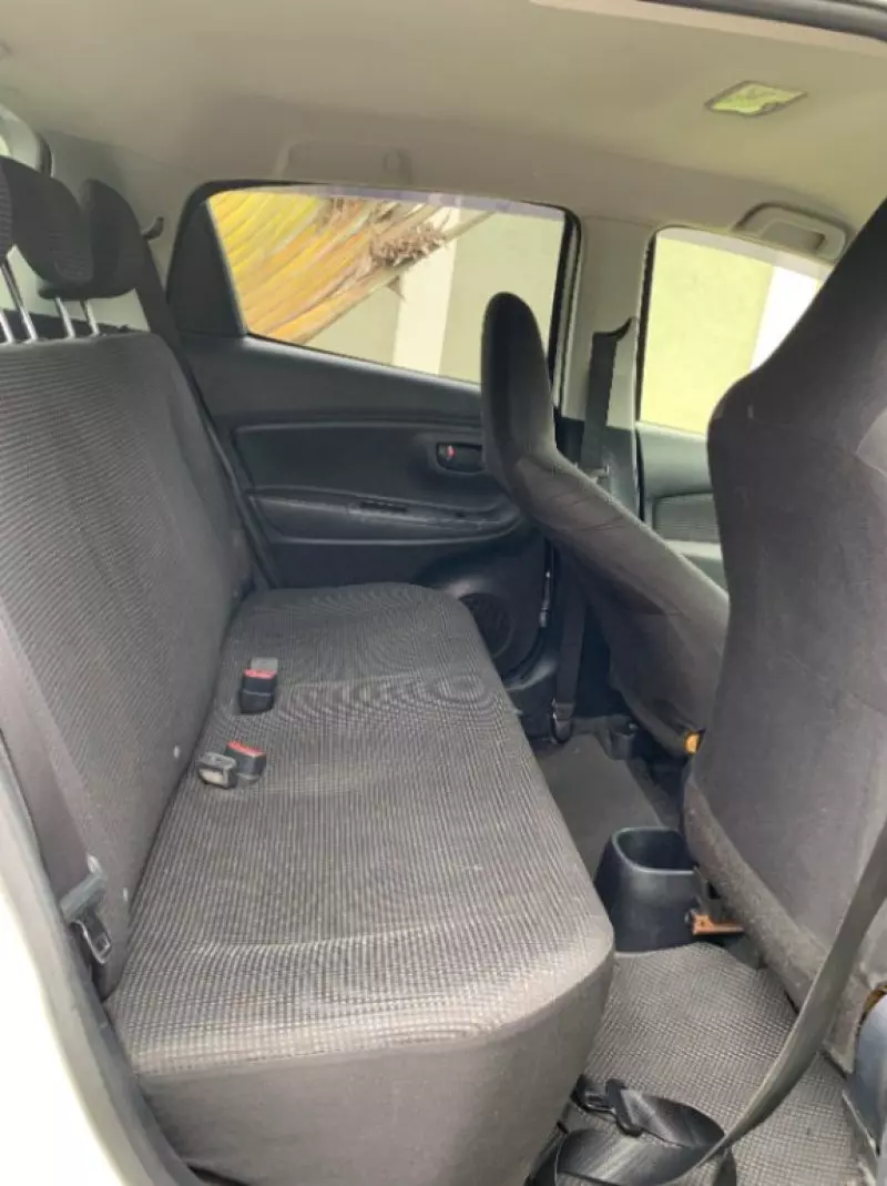 Toyota Vitz   - 2017