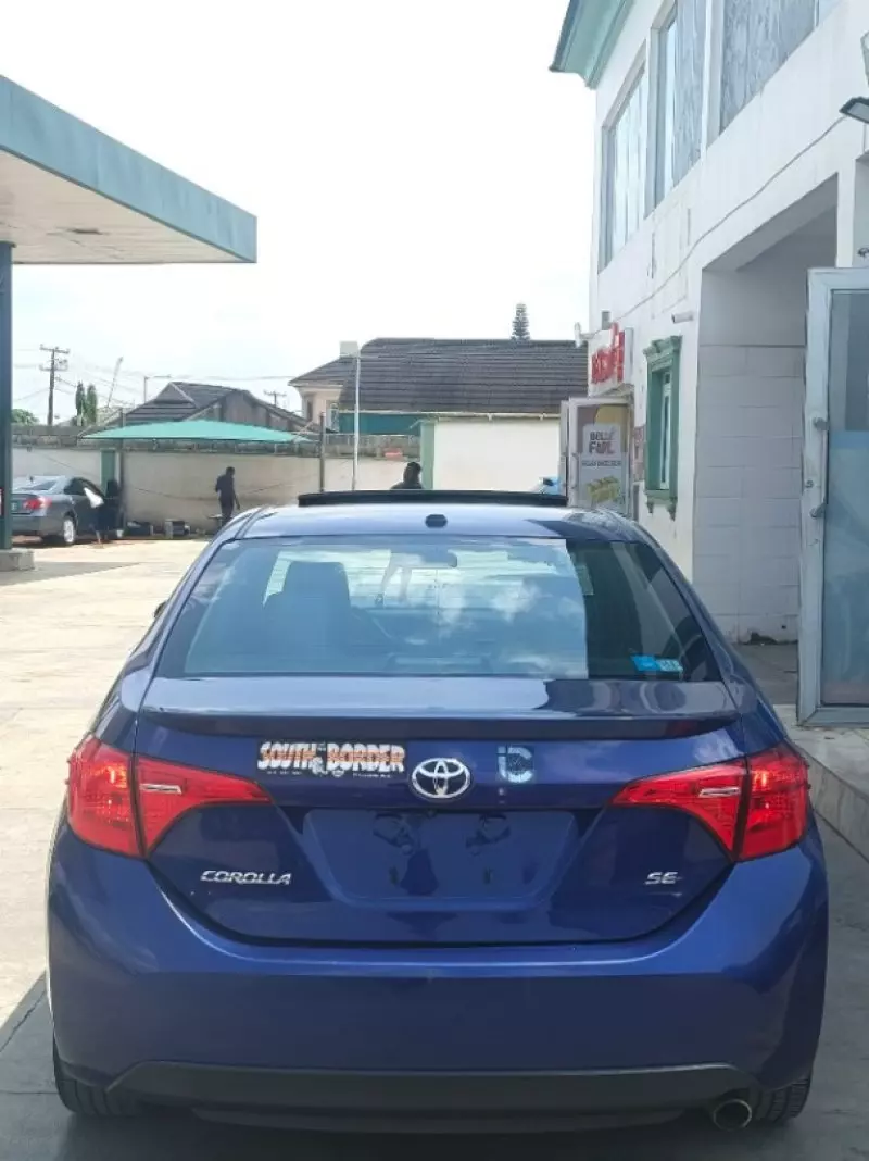 Toyota Corolla   - 2017