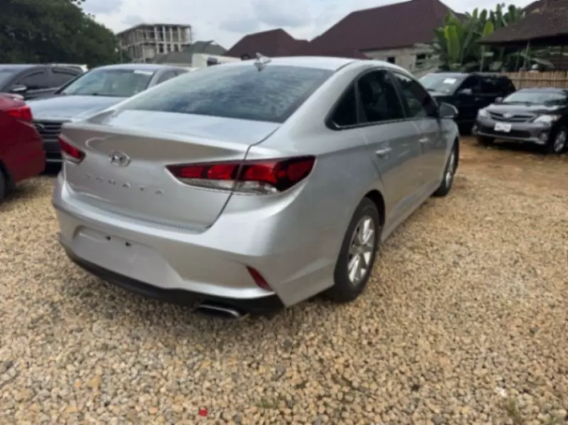Hyundai Sonata   - 2018
