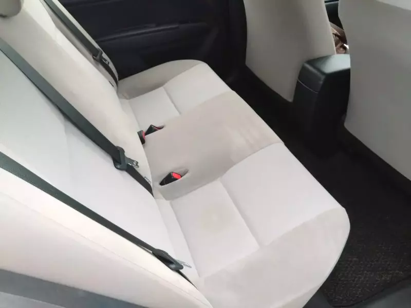 Toyota Axio    - 2016