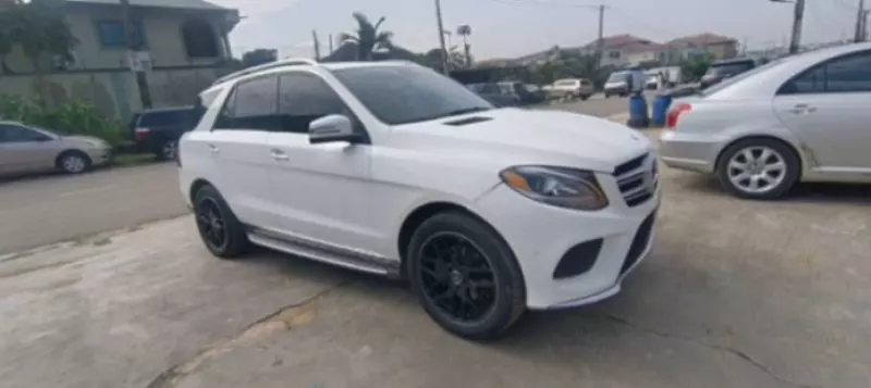 Mercedes-Benz GLE 350   - 2016