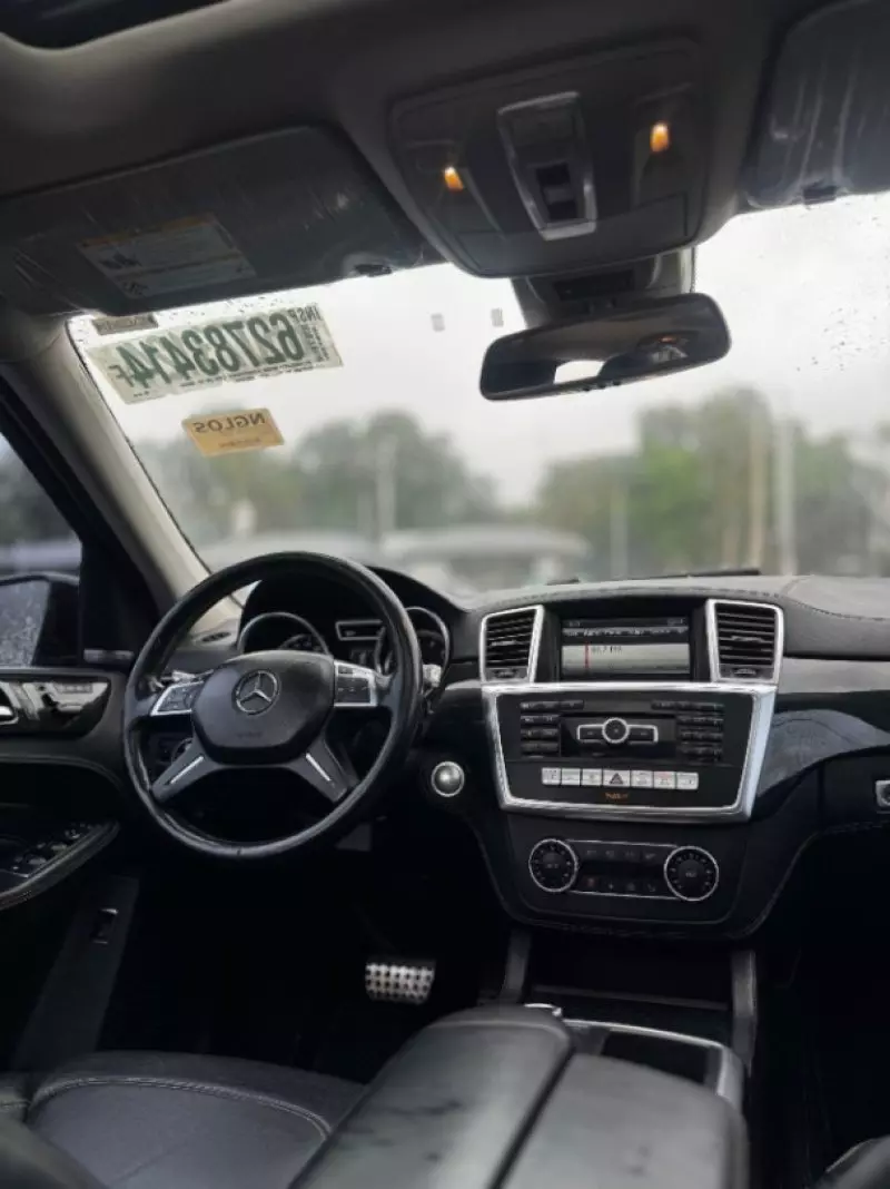 Mercedes-Benz ML 400   - 2014