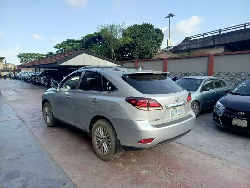 Lexus RX 350   - 2010