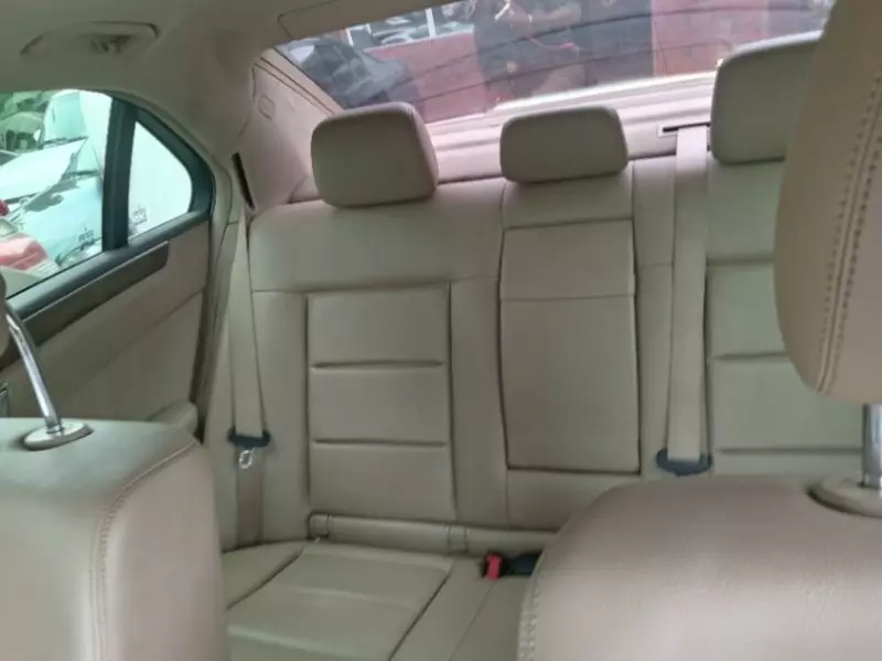 Mercedes-Benz E 350   - 2010