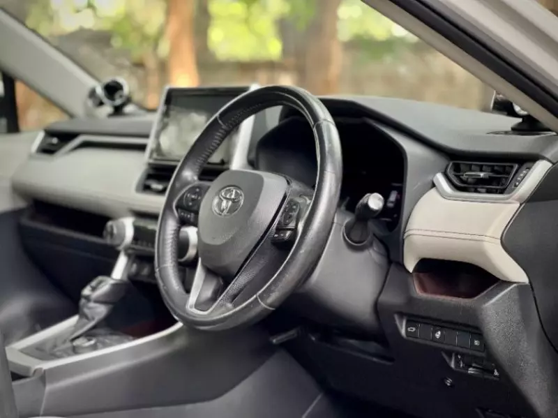 Toyota Rav4   - 2019