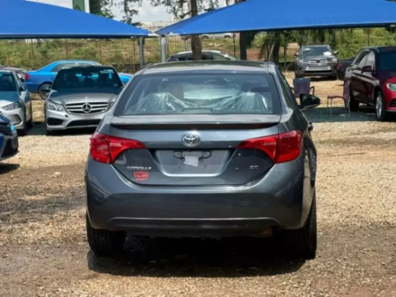 Toyota Corolla   - 2018