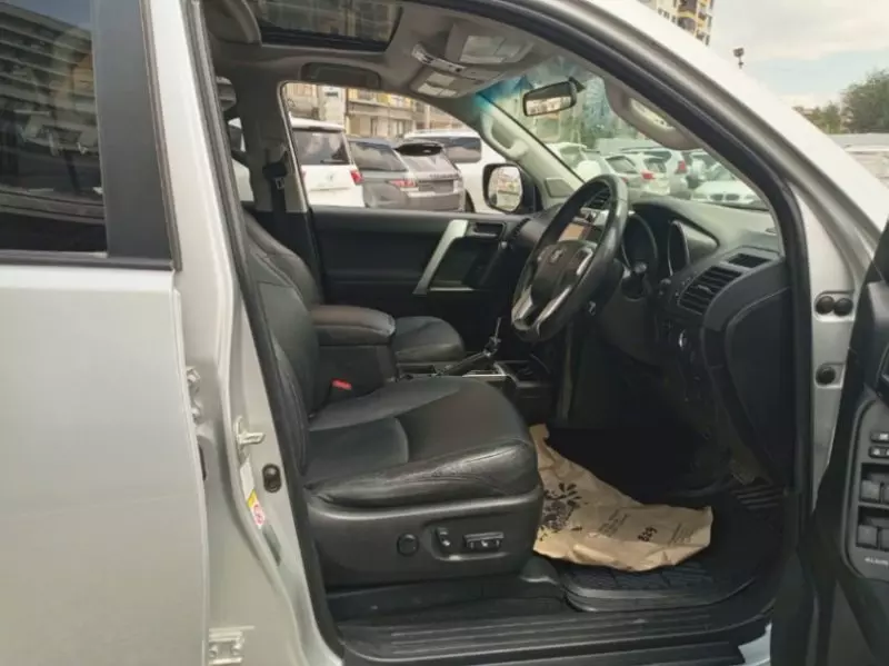 Toyota Landcruiser prado TX   - 2017