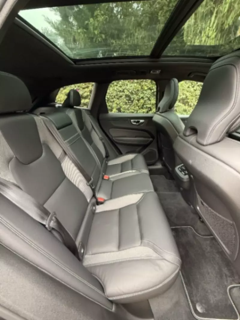 Volvo XC60   - 2021