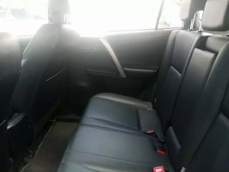 Toyota RAV 4   - 2019