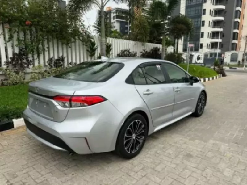 Toyota Corolla   - 2013