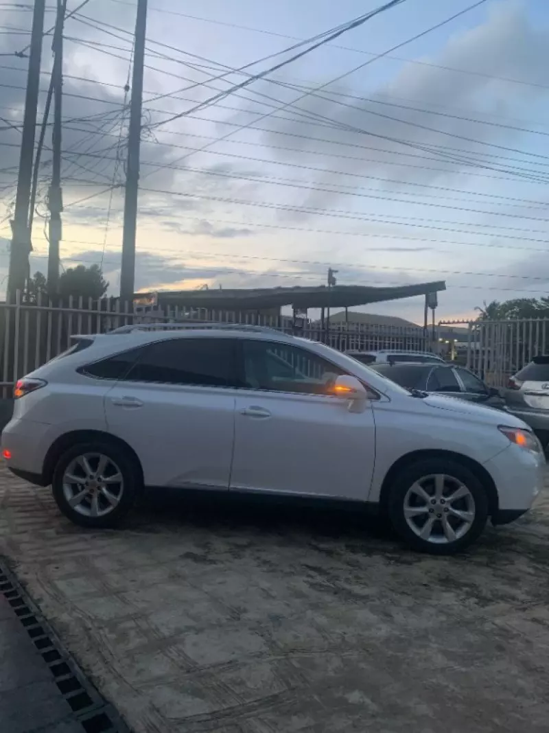 Lexus RX 350 - 2011