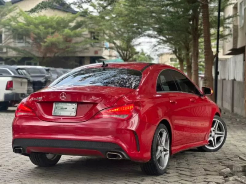 Mercedes-Benz CLA 250