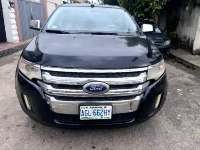 Ford Edge   - 2011