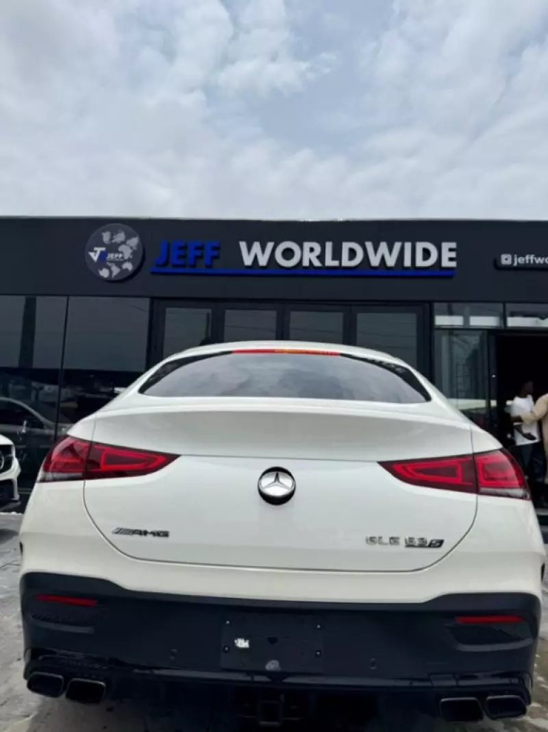 Mercedes-Benz GLE 63 AMG   - 2021