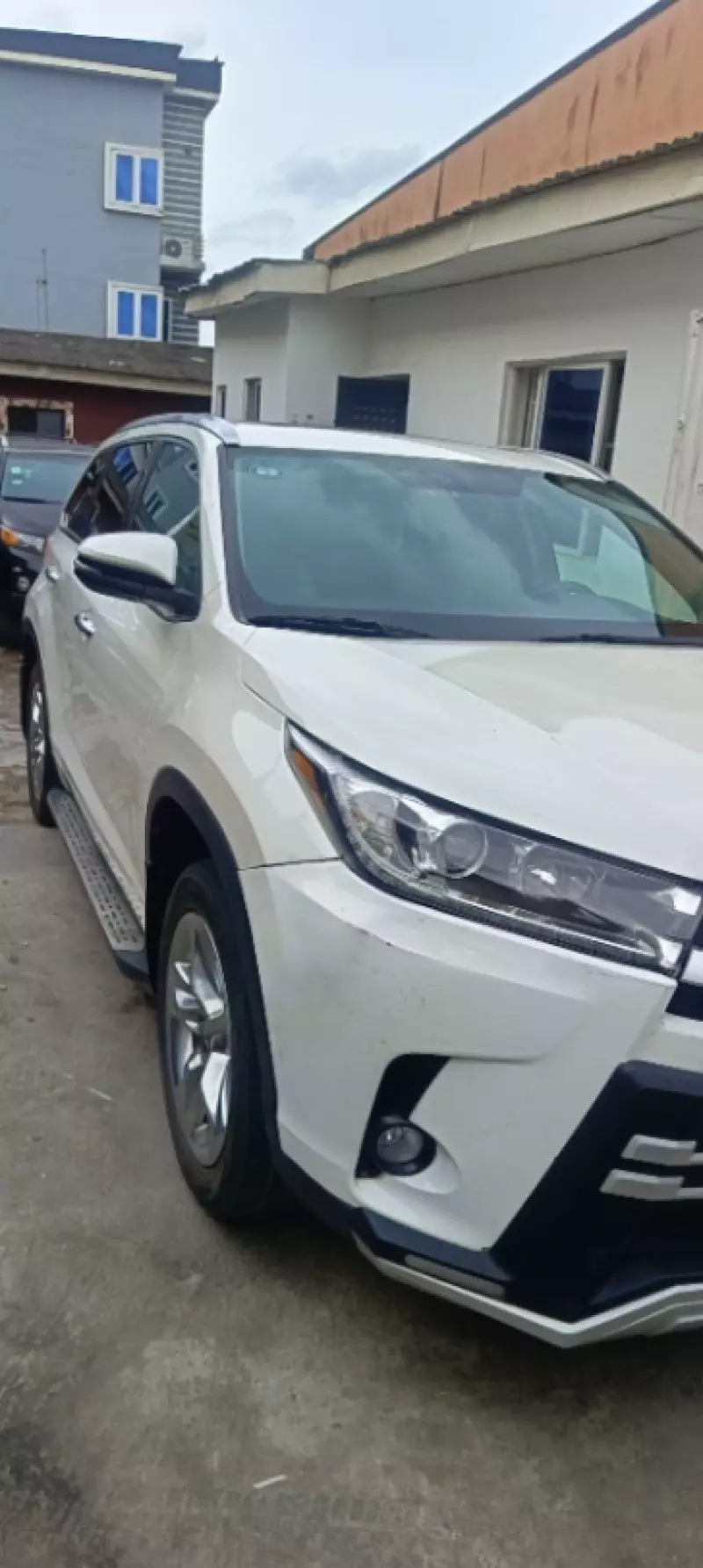 Toyota Highlander   - 2015