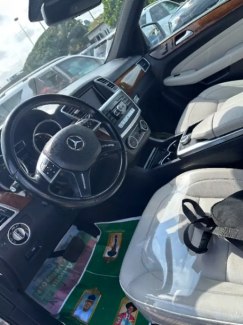 Mercedes-Benz ML 350   - 2013