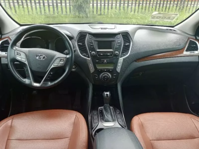 Hyundai Santa Fe   - 2014
