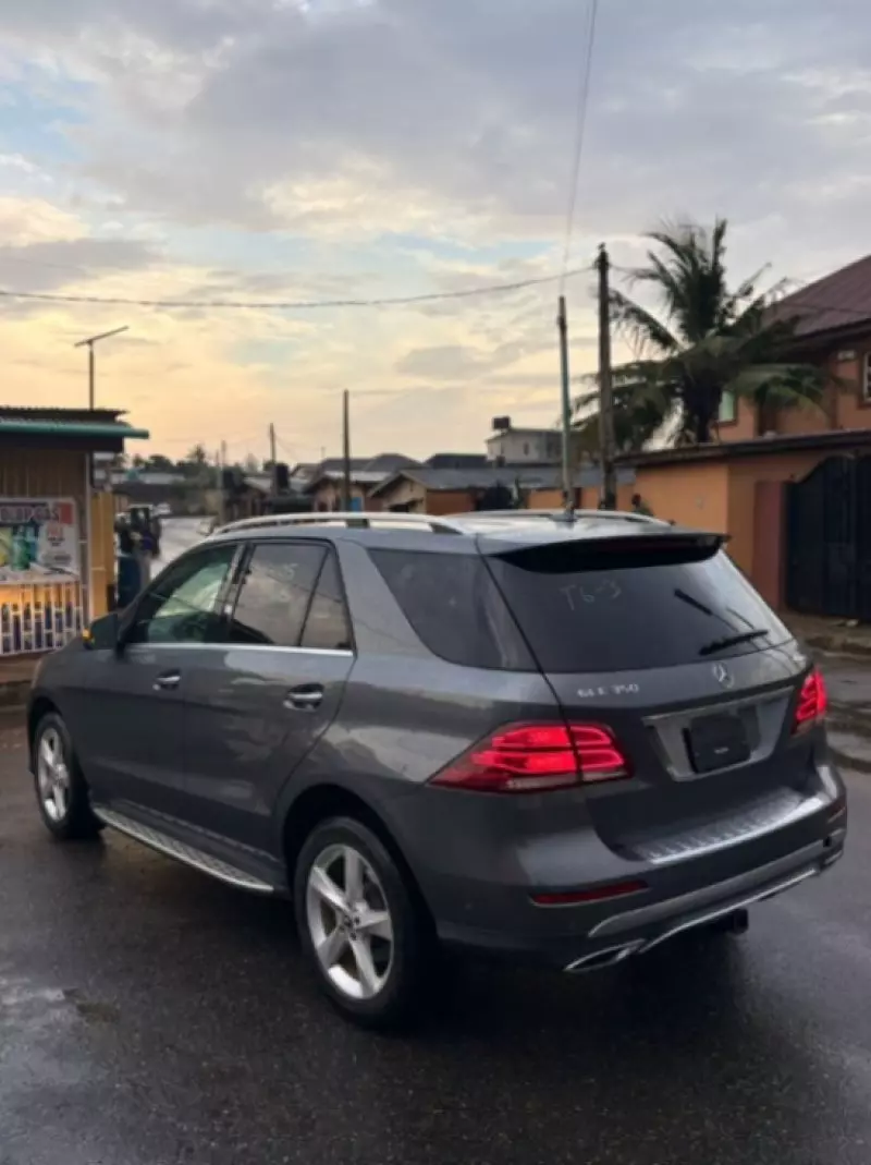 Mercedes-Benz GLE-Class   - 2018