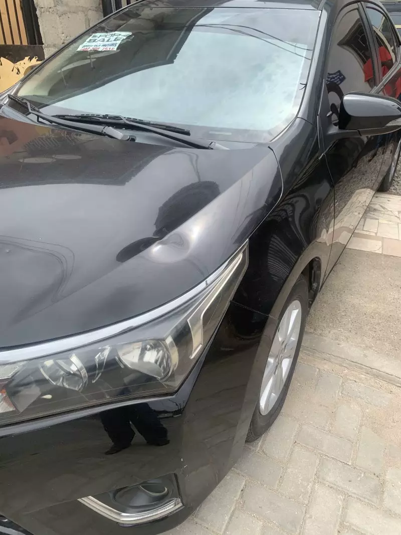 Toyota Corolla   - 2015