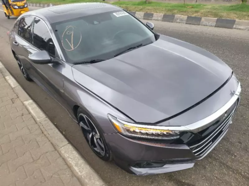 Honda Accord   - 2019