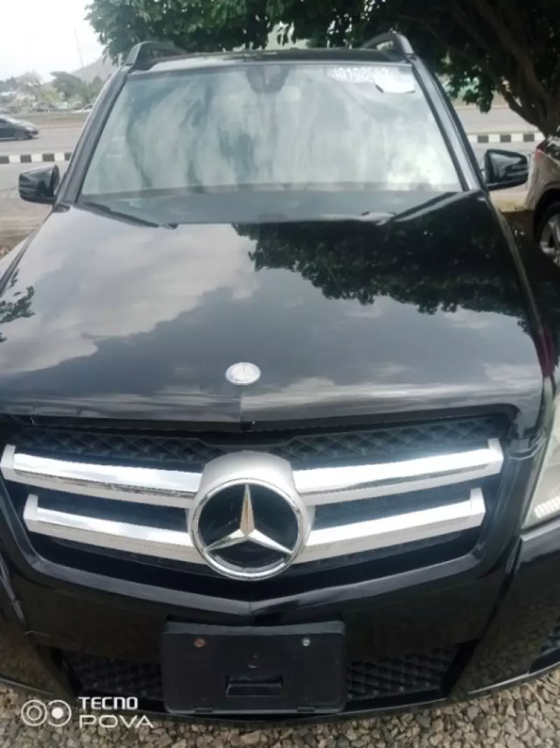 Mercedes-Benz GLK 350   - 2012