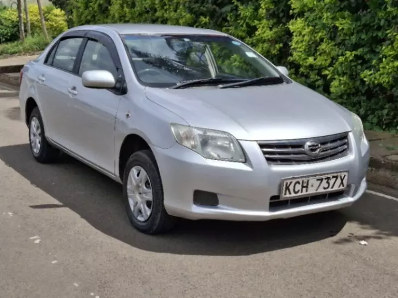 Toyota Axio    - 2010