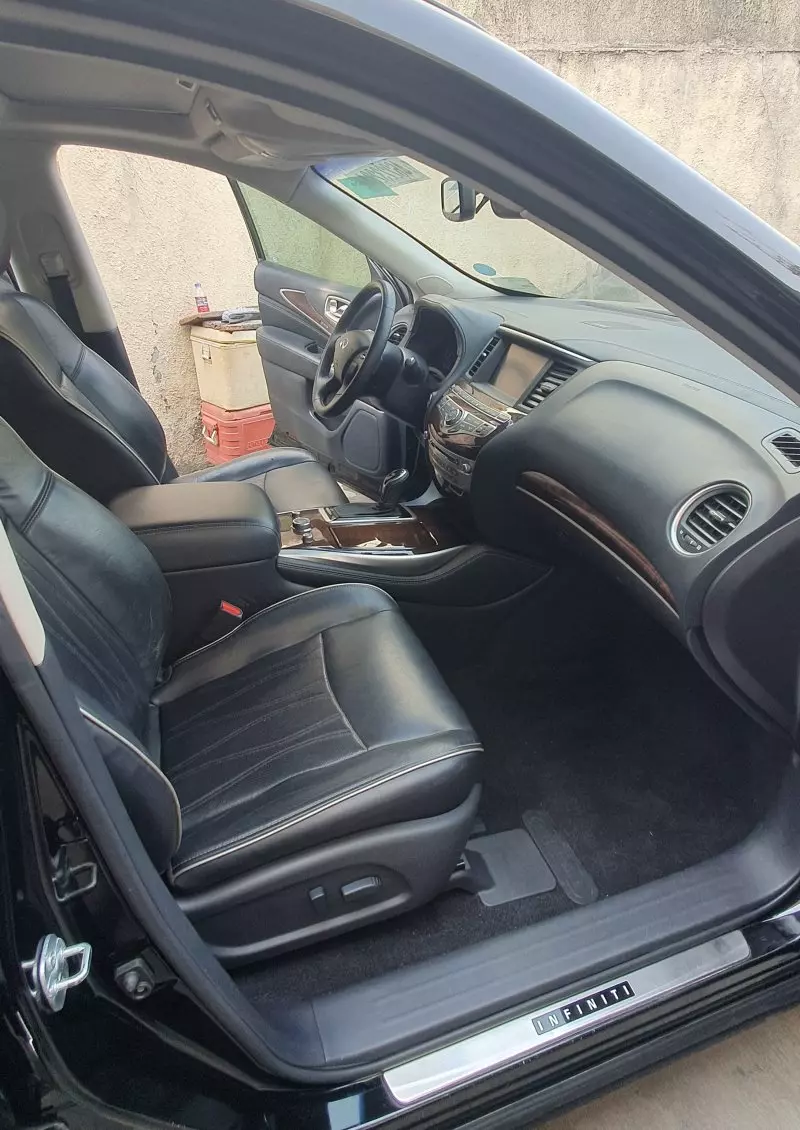 Infiniti QX60   - 2016