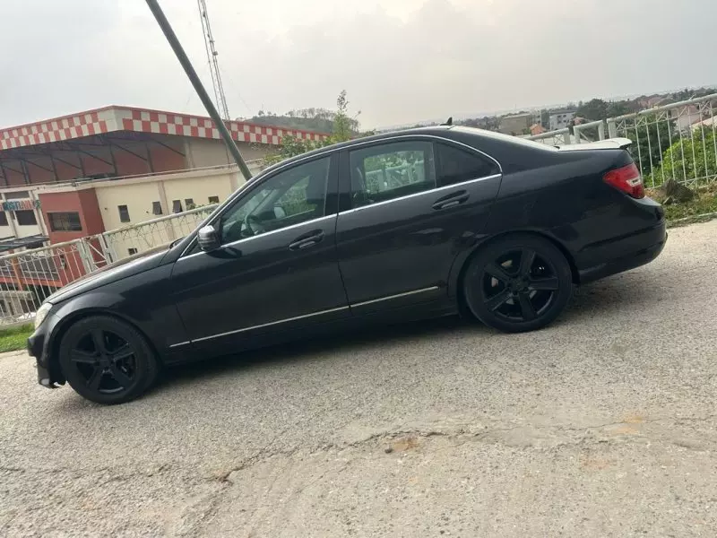 Mercedes-Benz C 300   - 2009