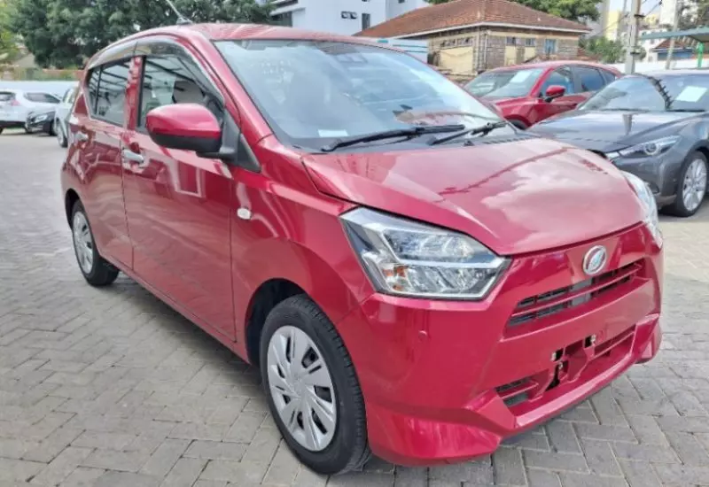 Daihatsu Mira    - 2018