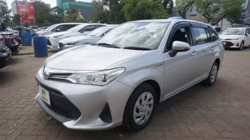 Toyota Fielder    - 2018