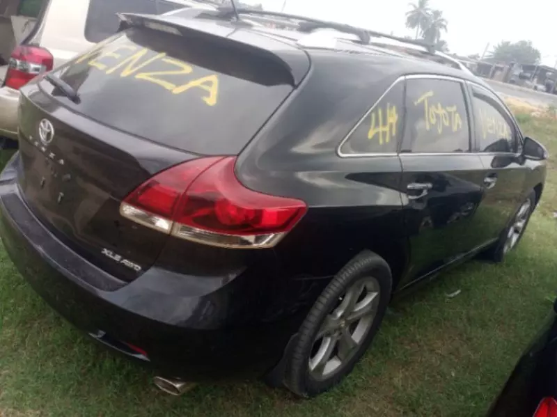 Toyota Venza   - 2013