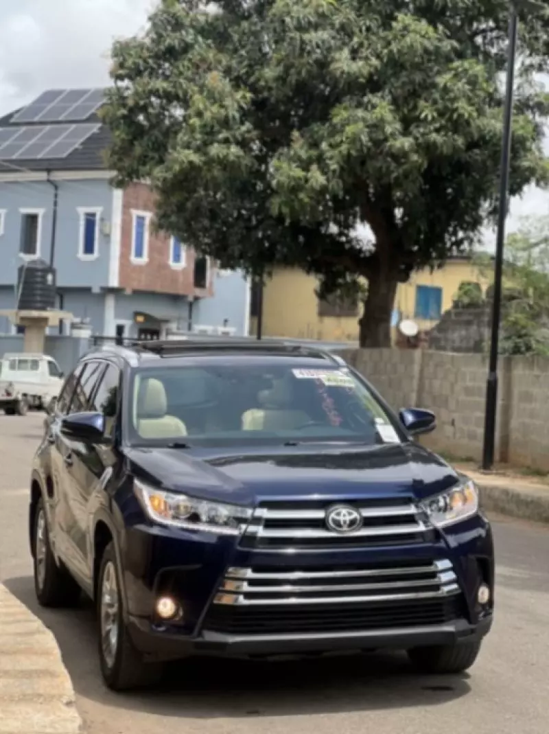 Toyota Highlander - 2016