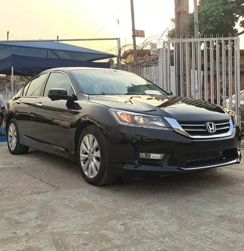 Honda Accord   - 2013
