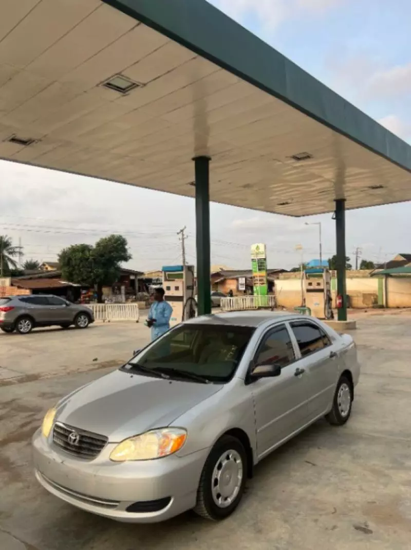 Toyota Corolla   - 2007