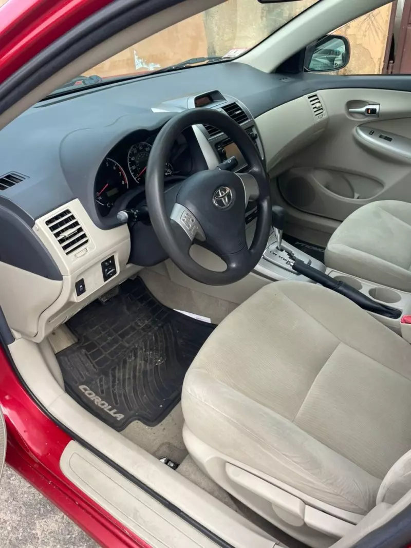 Toyota Corolla   - 2013