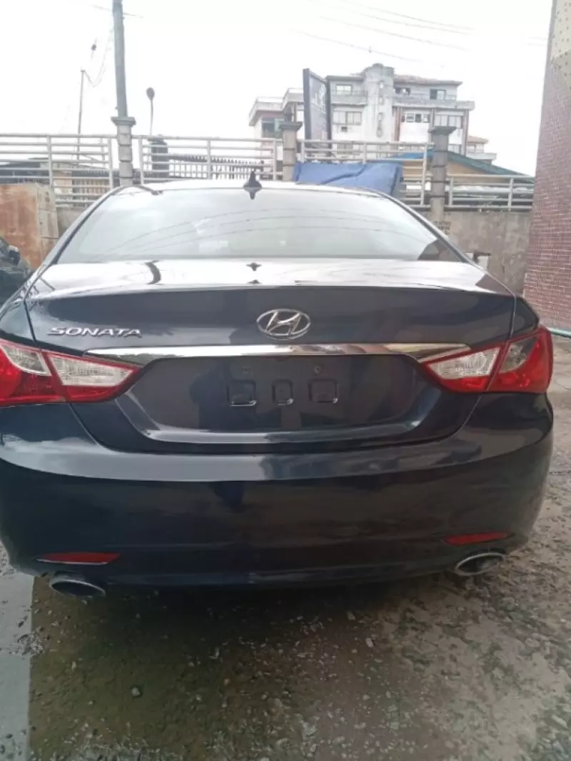 Hyundai SONATA 2,0L BVA GL   - 2013