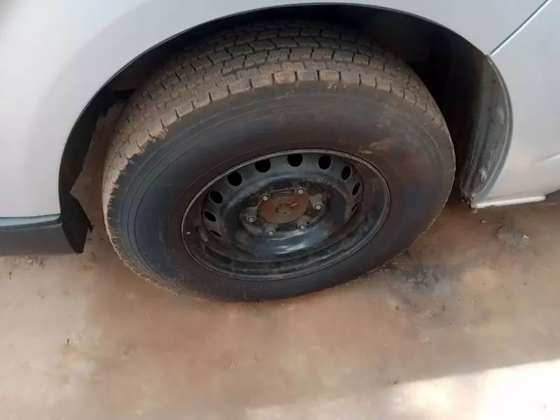 Toyota Hiace   - 2014