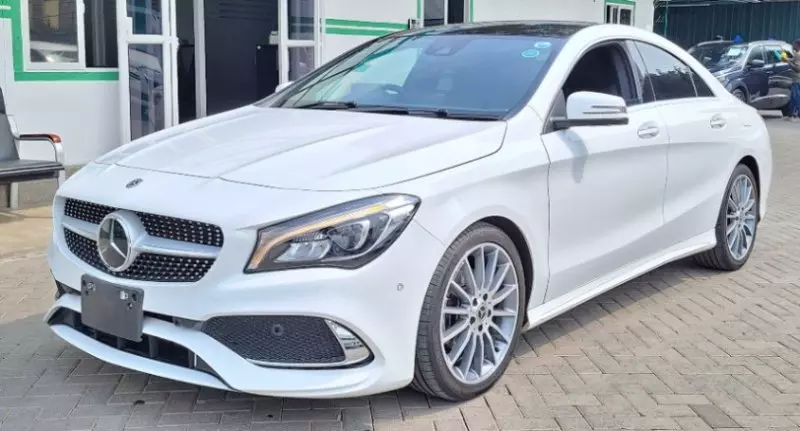 Mercedes-Benz CLA 180   - 2018