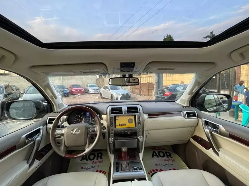 Lexus GX 460   - 2010