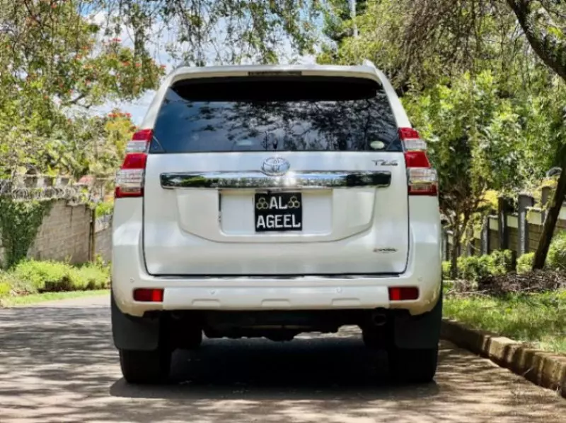 Toyota Landcruiser Prado   - 2017