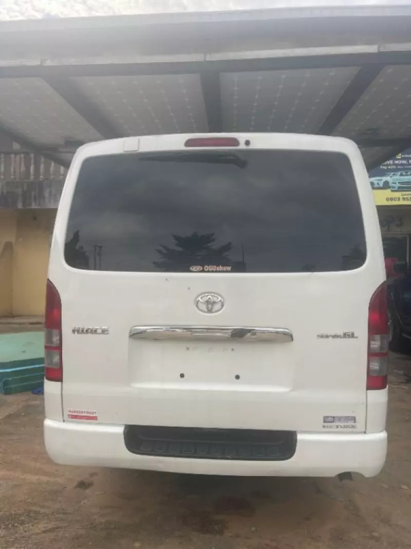 Toyota Hiace