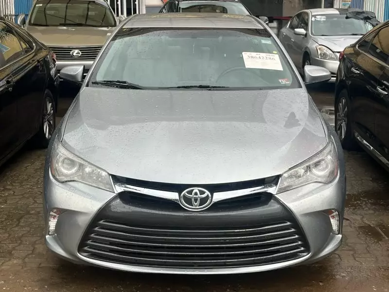 Toyota Camry   - 2015