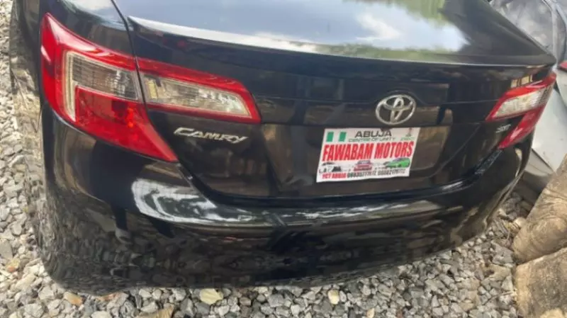 Toyota Camry   - 2013