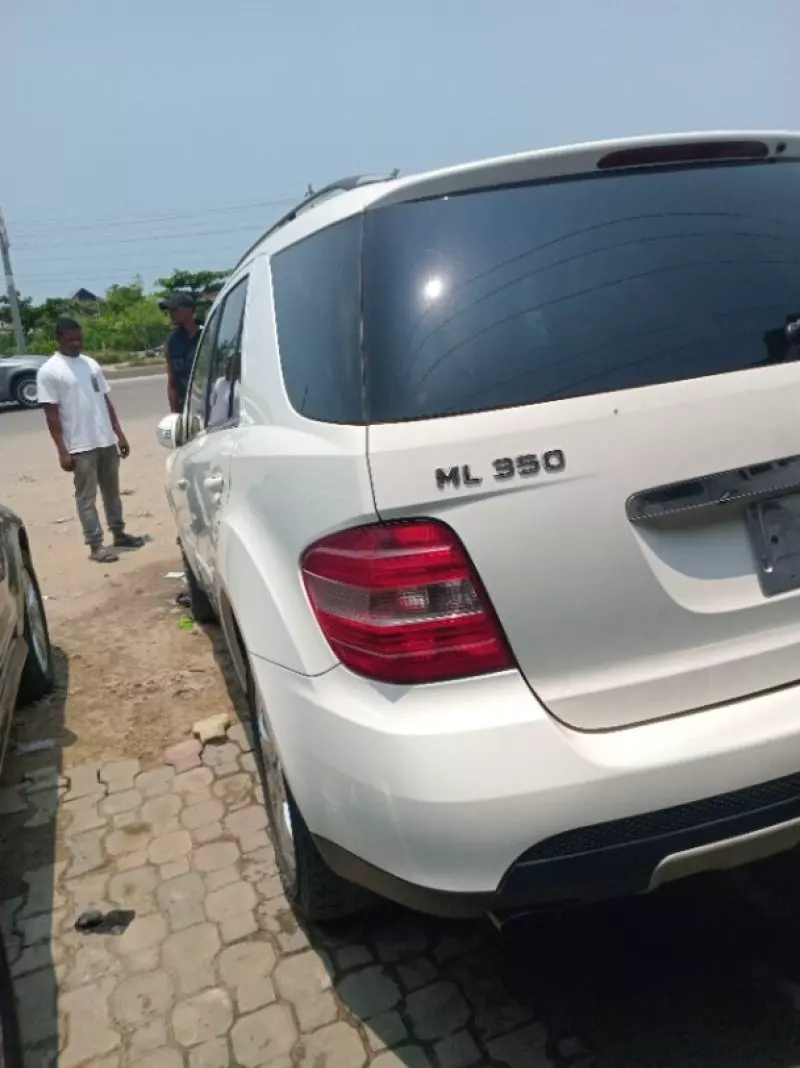 Mercedes-Benz ML 350   - 2007