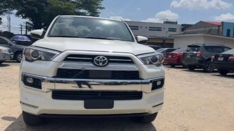 Toyota Highlander   - 2023