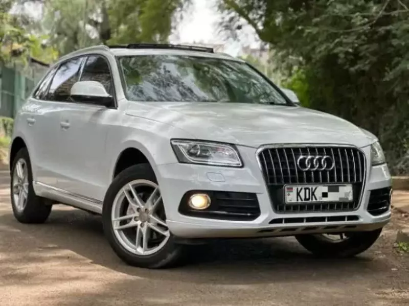 Audi Q5   - 2015