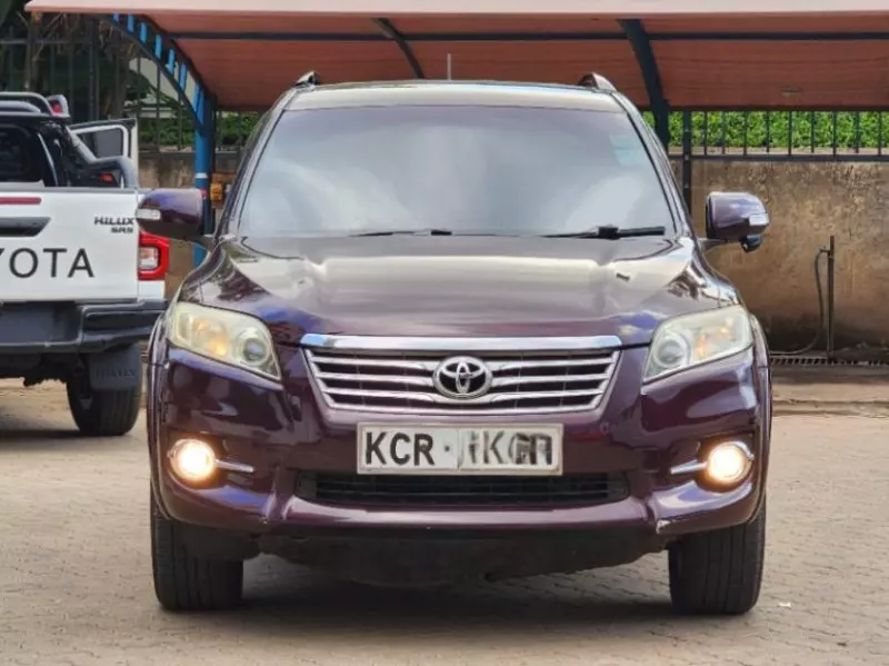 Toyota Vanguard    - 2011