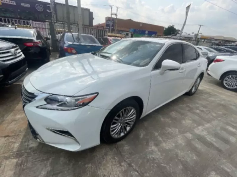 Lexus ES 350   - 2013